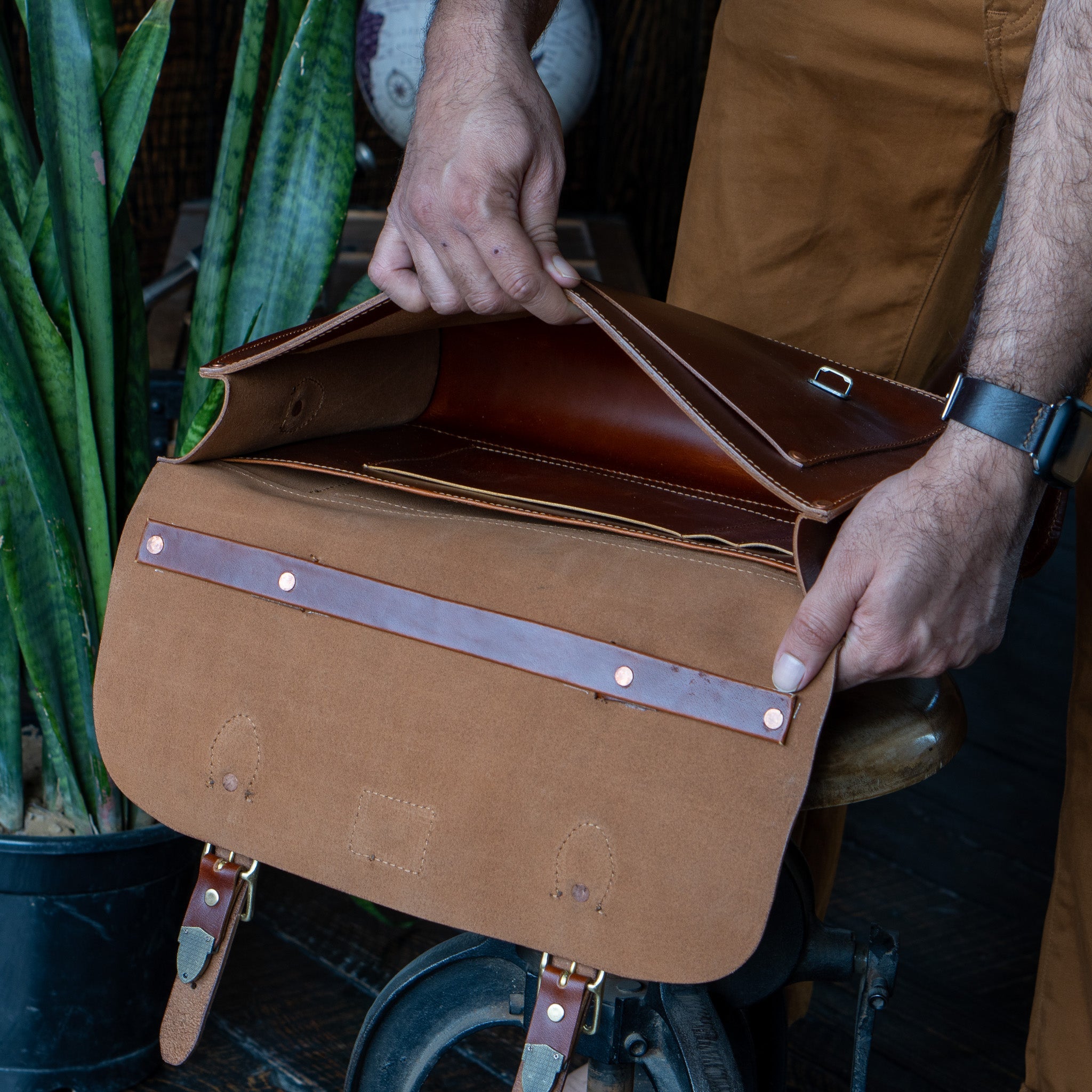 Heritage Sky Satchel/CB in hotsell Tan